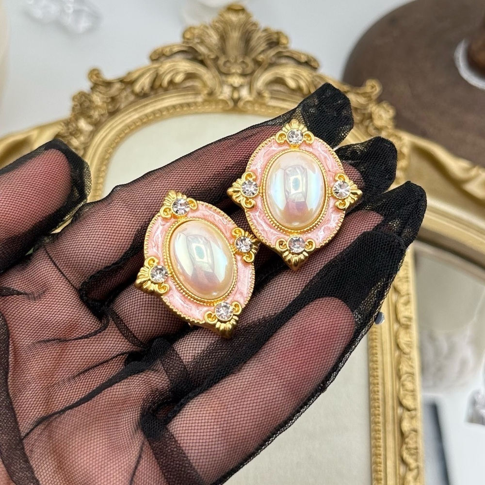 Vintage-Inspired Pink & Pearl Statement Earrings